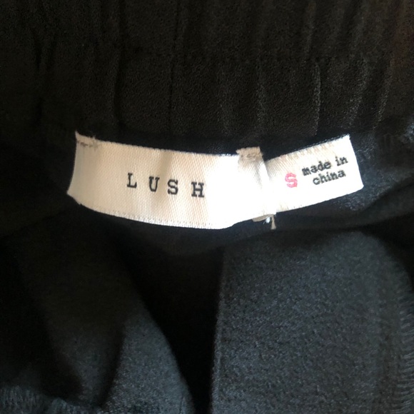 LUSH brand Joggers - Picture 4 of 4